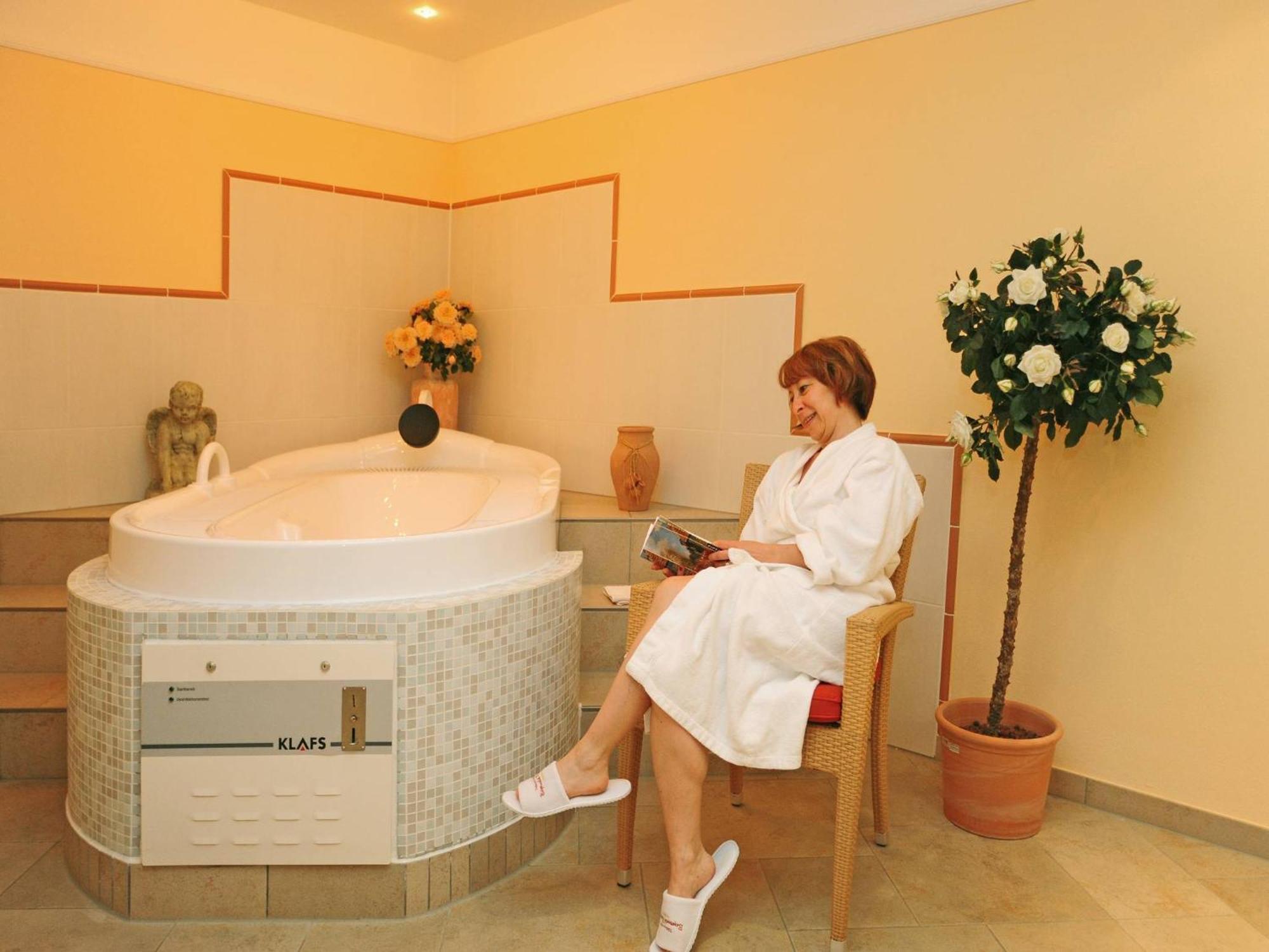 Akzent Hotel Bayerwald-Residenz Neukirchen  Ngoại thất bức ảnh