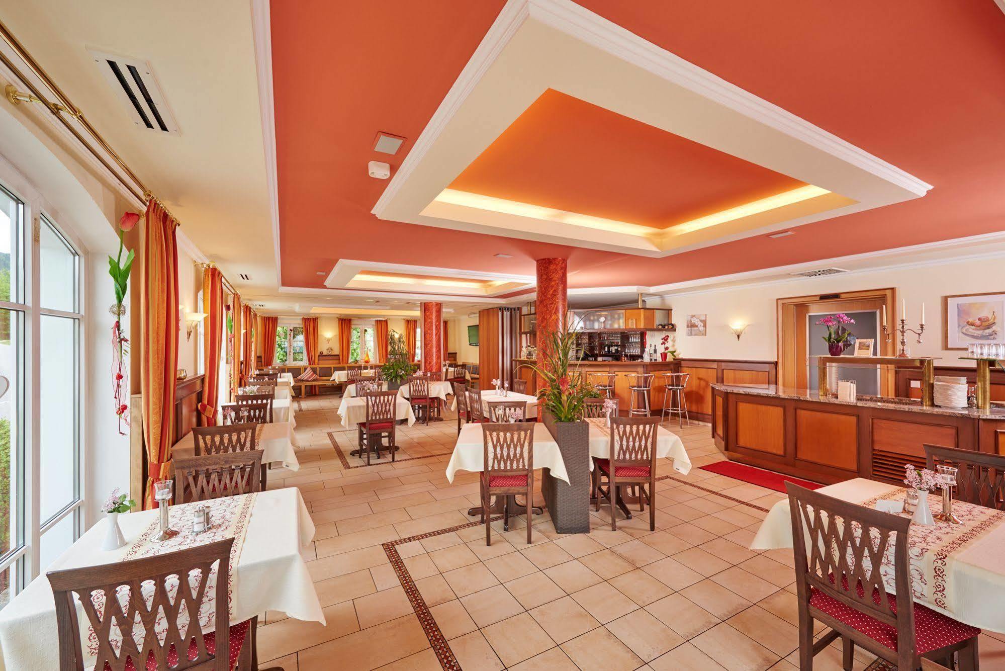 Akzent Hotel Bayerwald-Residenz Neukirchen  Ngoại thất bức ảnh